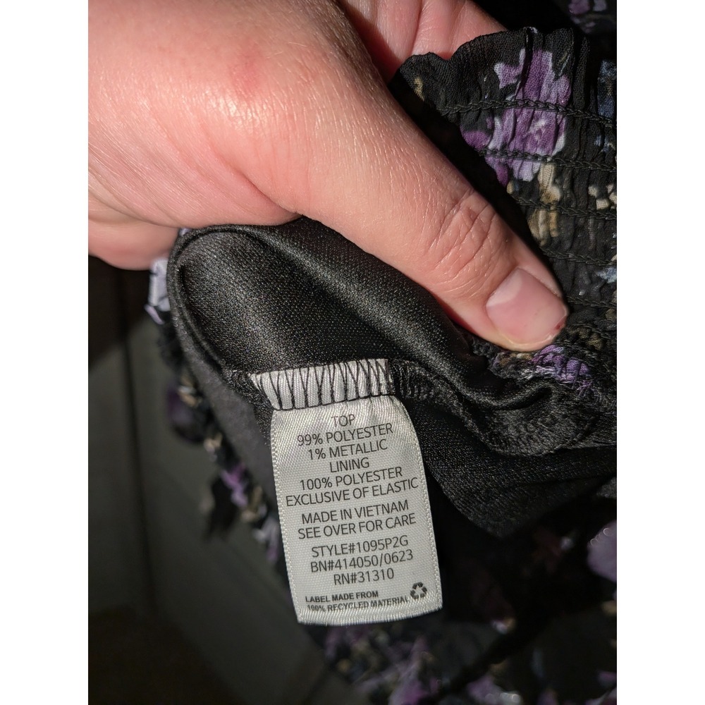 BCX Women Black Purple Floral Metallic Surplice Smocked Blouse Top NWT Medium - Picture 7 of 7